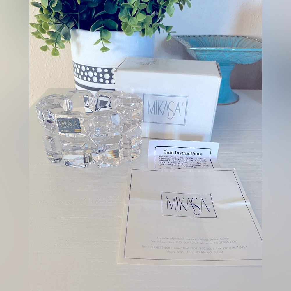 MIKASA  Crystal “REFLECTIONS” Oval Candle Holder 2 1/4” NIB Made in Germany